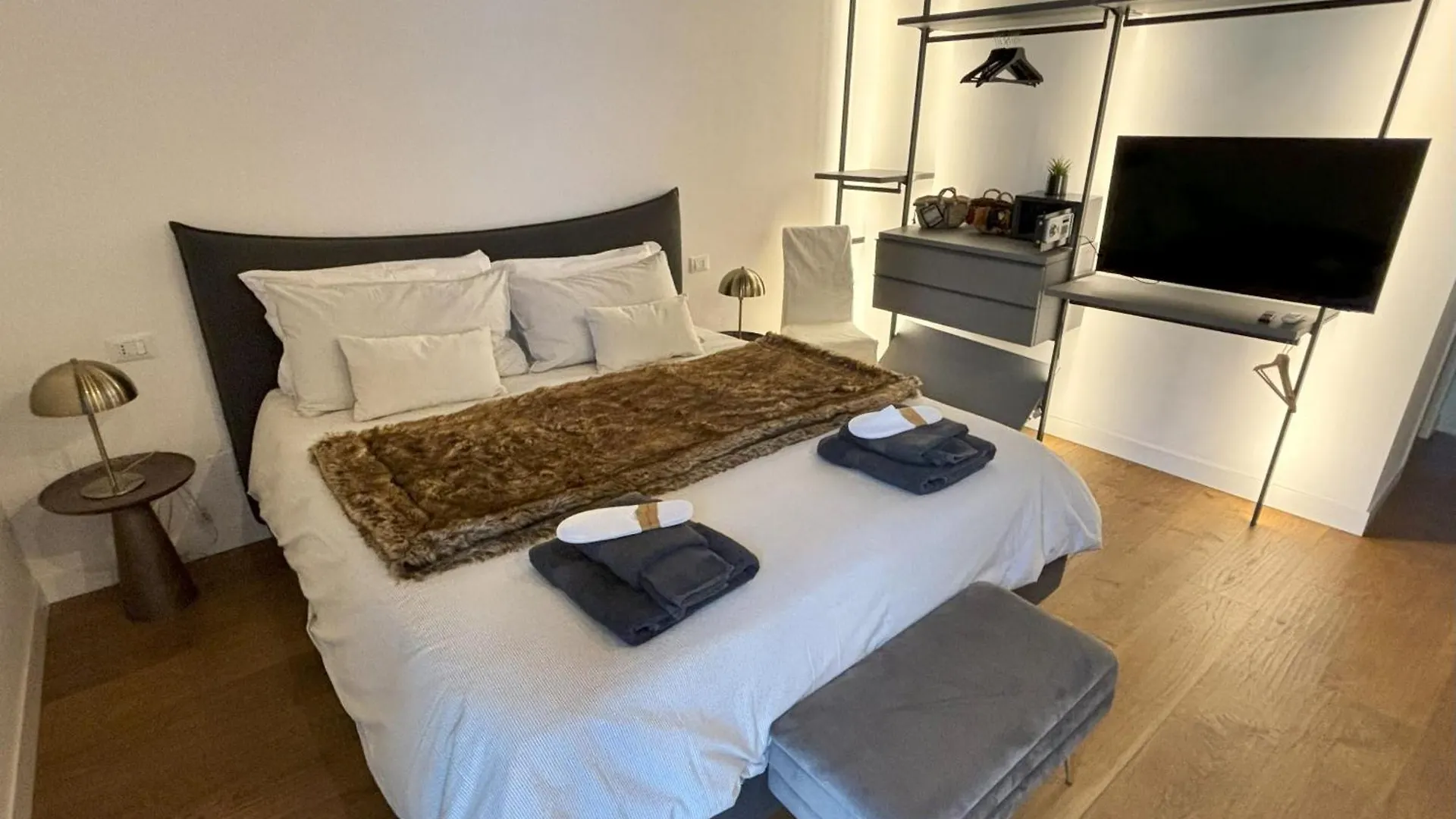 Hotel Olivuzza 27 Palermo 0*,  Italia